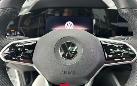 Volkswagen Golf VIII, 2022 год, 1 926 000 рублей, 9 фотография