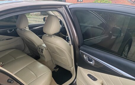 Infiniti Q50 I рестайлинг, 2015 год, 1 750 000 рублей, 16 фотография