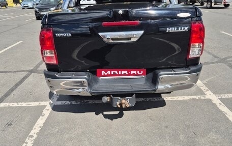 Toyota Hilux VIII, 2015 год, 2 950 000 рублей, 6 фотография