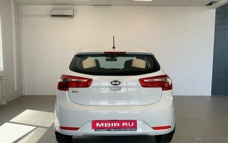 KIA Rio III рестайлинг, 2014 год, 940 000 рублей, 3 фотография