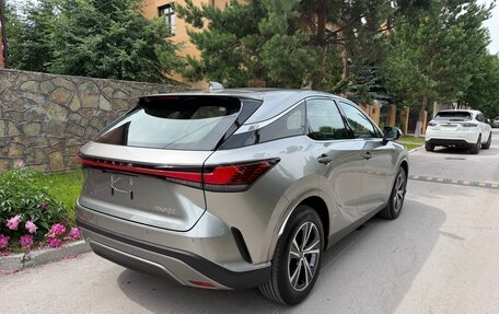 Lexus RX IV рестайлинг, 2024 год, 6 750 000 рублей, 3 фотография