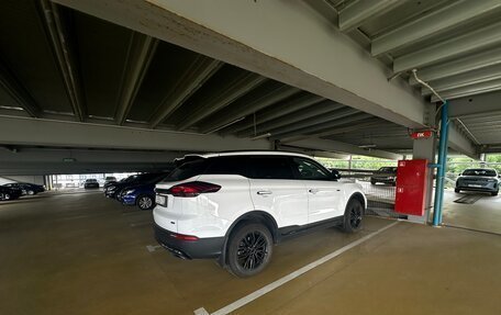 Geely Atlas, 2023 год, 2 600 000 рублей, 6 фотография