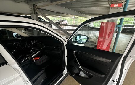 Geely Atlas, 2023 год, 2 600 000 рублей, 8 фотография