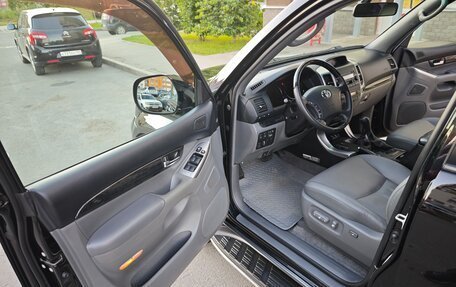 Toyota Land Cruiser Prado 120 рестайлинг, 2008 год, 4 000 000 рублей, 20 фотография