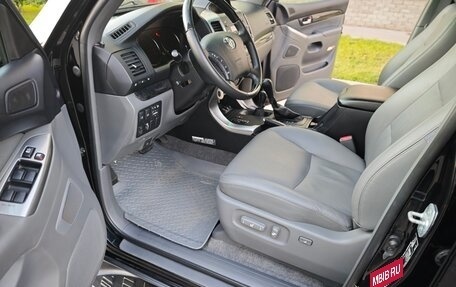 Toyota Land Cruiser Prado 120 рестайлинг, 2008 год, 4 000 000 рублей, 21 фотография