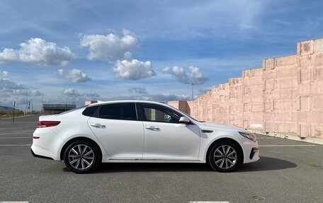 KIA K5 II, 2019 год, 1 880 000 рублей, 3 фотография