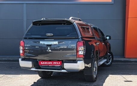 Mitsubishi L200 IV рестайлинг, 2019 год, 2 200 000 рублей, 4 фотография