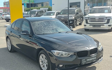 BMW 3 серия, 2017 год, 1 800 000 рублей, 3 фотография