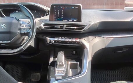 Peugeot 3008 II, 2017 год, 1 600 000 рублей, 12 фотография