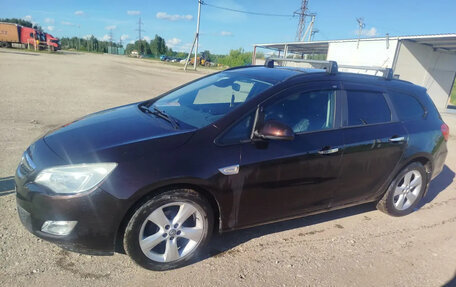 Opel Astra J, 2012 год, 820 000 рублей, 3 фотография