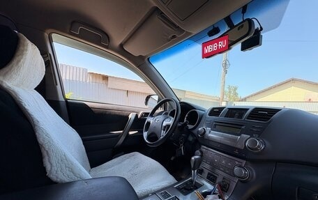 Toyota Highlander III, 2012 год, 2 250 000 рублей, 10 фотография