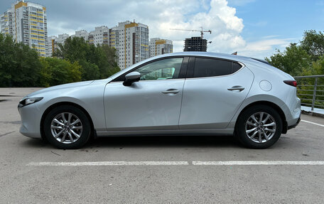 Mazda 3, 2021 год, 1 650 000 рублей, 2 фотография