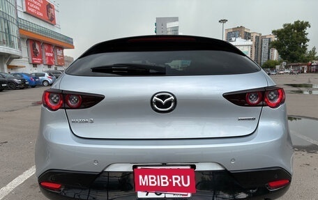 Mazda 3, 2021 год, 1 650 000 рублей, 3 фотография