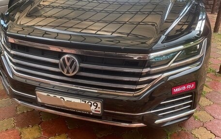 Volkswagen Touareg III, 2018 год, 6 500 000 рублей, 1 фотография