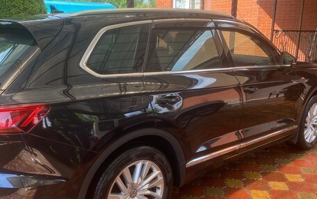 Volkswagen Touareg III, 2018 год, 6 500 000 рублей, 12 фотография