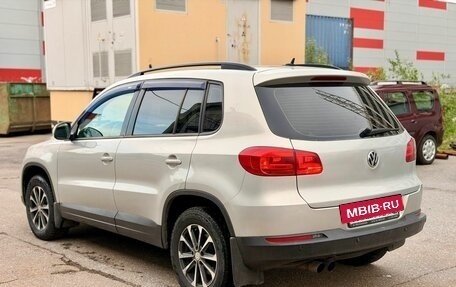 Volkswagen Tiguan I, 2012 год, 825 000 рублей, 4 фотография