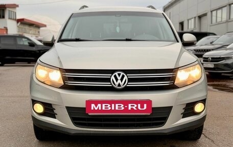 Volkswagen Tiguan I, 2012 год, 825 000 рублей, 2 фотография