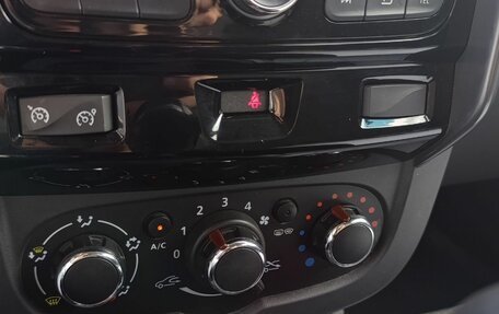 Renault Duster I рестайлинг, 2016 год, 1 380 000 рублей, 20 фотография