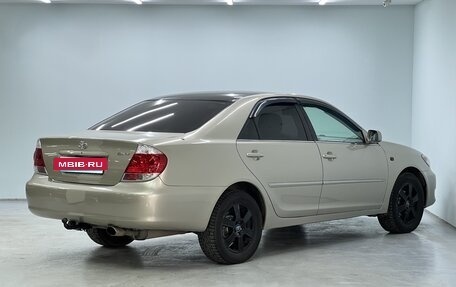 Toyota Camry V40, 2005 год, 600 000 рублей, 2 фотография