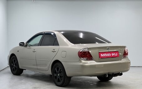Toyota Camry V40, 2005 год, 600 000 рублей, 4 фотография