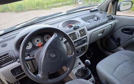 Renault Symbol I, 2004 год, 180 000 рублей, 3 фотография