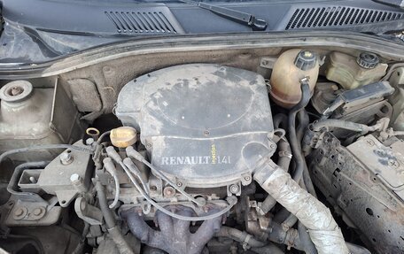 Renault Symbol I, 2004 год, 180 000 рублей, 9 фотография