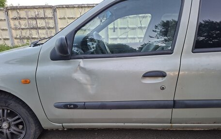 Renault Symbol I, 2004 год, 180 000 рублей, 21 фотография