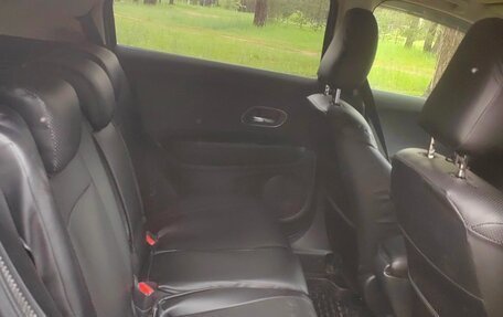 Honda Vezel, 2015 год, 1 550 000 рублей, 6 фотография