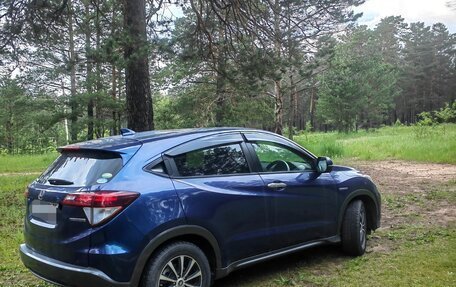 Honda Vezel, 2015 год, 1 550 000 рублей, 3 фотография