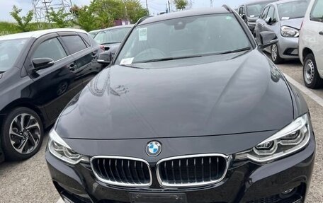 BMW 3 серия, 2017 год, 1 600 000 рублей, 3 фотография