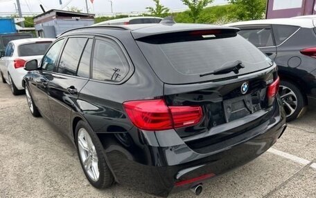 BMW 3 серия, 2017 год, 1 600 000 рублей, 7 фотография
