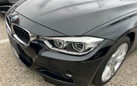 BMW 3 серия, 2017 год, 1 600 000 рублей, 19 фотография