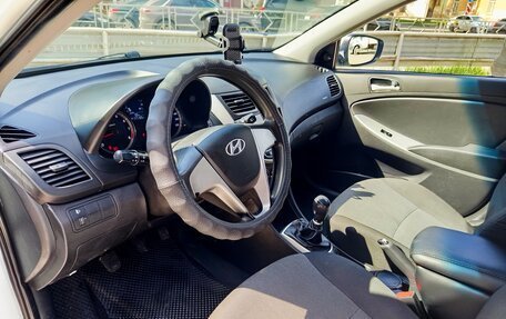 Hyundai Solaris II рестайлинг, 2013 год, 625 000 рублей, 7 фотография