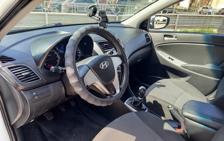 Hyundai Solaris II рестайлинг, 2013 год, 625 000 рублей, 8 фотография