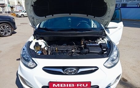 Hyundai Solaris II рестайлинг, 2013 год, 625 000 рублей, 10 фотография