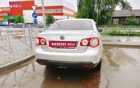 Volkswagen Jetta VI, 2010 год, 200 000 рублей, 5 фотография