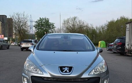 Peugeot 308 II, 2010 год, 680 000 рублей, 2 фотография
