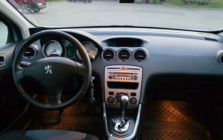Peugeot 308 II, 2010 год, 680 000 рублей, 14 фотография