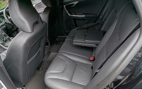 Volvo V60 I, 2013 год, 1 350 000 рублей, 10 фотография