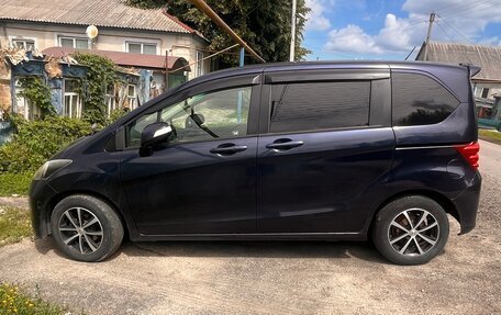 Honda Freed I, 2009 год, 750 000 рублей, 5 фотография