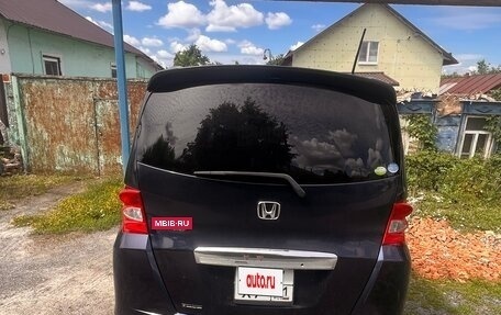 Honda Freed I, 2009 год, 750 000 рублей, 3 фотография