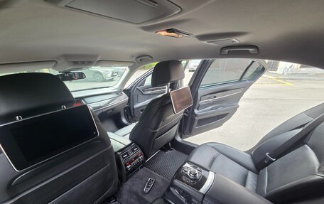 BMW 7 серия, 2013 год, 2 950 000 рублей, 24 фотография