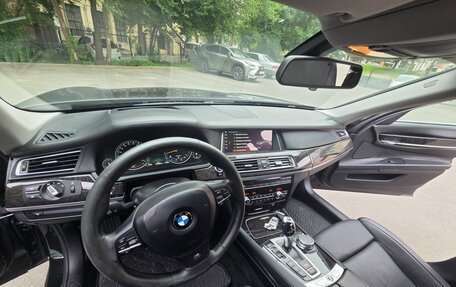BMW 7 серия, 2013 год, 2 950 000 рублей, 27 фотография