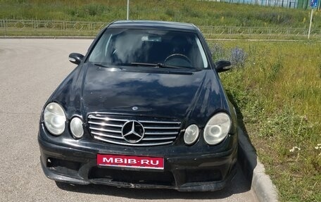 Mercedes-Benz E-Класс, 2003 год, 290 000 рублей, 1 фотография