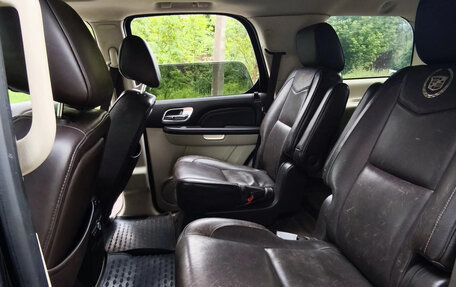Cadillac Escalade III, 2013 год, 2 300 000 рублей, 17 фотография
