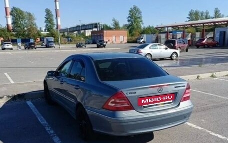 Mercedes-Benz C-Класс, 2004 год, 680 000 рублей, 4 фотография