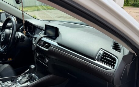 Mazda 6, 2017 год, 2 000 000 рублей, 7 фотография