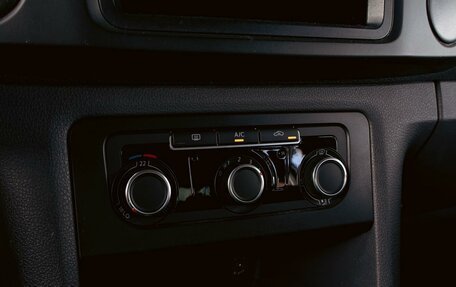 Volkswagen Amarok I рестайлинг, 2013 год, 1 755 000 рублей, 15 фотография