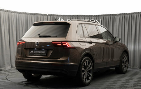 Volkswagen Tiguan II, 2019 год, 2 450 000 рублей, 5 фотография