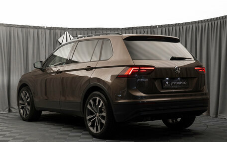 Volkswagen Tiguan II, 2019 год, 2 450 000 рублей, 4 фотография